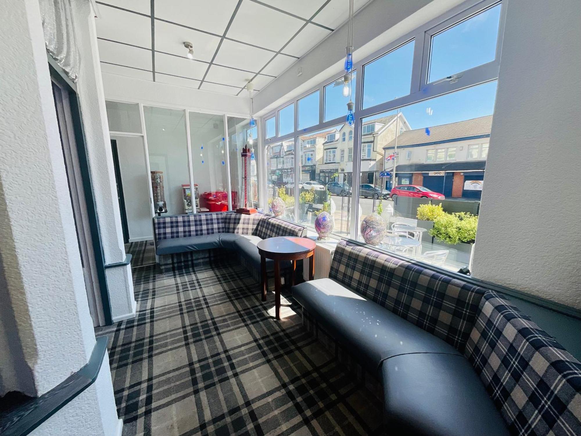 Hotel The Danescourt Blackpool Esterno foto